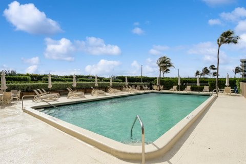 Copropriété à louer à Palm Beach, Floride: 2 chambres, 137.12 m2 № 2262324 - photo 4