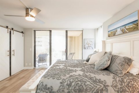 Copropriété à louer à Palm Beach, Floride: 2 chambres, 137.12 m2 № 2262324 - photo 14