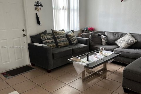 Купить таунхаус в Хомстед, Флорида 3 спальни, 135.54м2, № 1959056 - фото 5