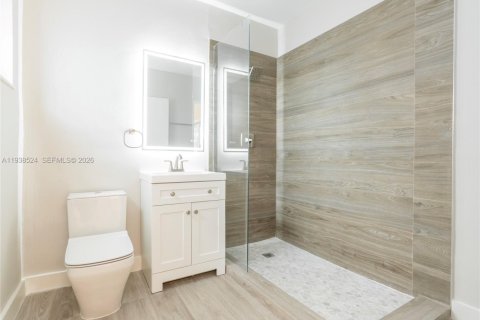 Villa ou maison à louer à Miami, Floride: 3 chambres, 209.49 m2 № 1996135 - photo 12