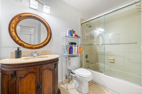 Купить кондоминиум в Авентура, Флорида 3 спальни, 125.79м2, № 1951321 - фото 19