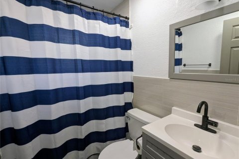 Casa en alquiler en Saint Petersburg, Florida, 3 dormitorios, 113.71 m2 № 1846832 - foto 18