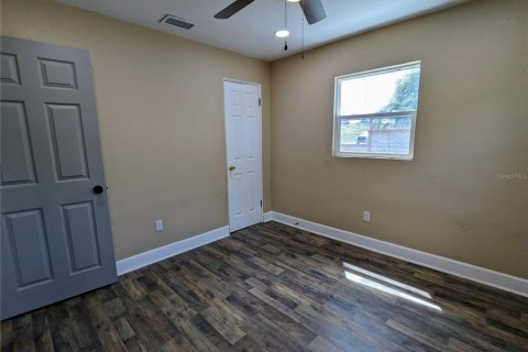 Casa en alquiler en Saint Petersburg, Florida, 3 dormitorios, 113.71 m2 № 1846832 - foto 17