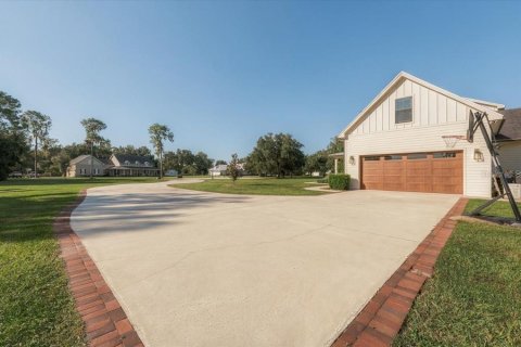 Villa ou maison à vendre à Winter Haven, Floride: 5 chambres, 424.1 m2 № 2432654 - photo 13