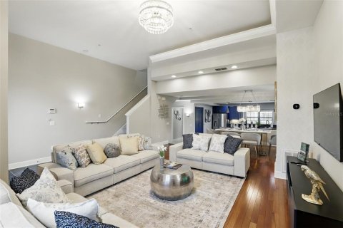 Townhouse in Orlando, Florida 4 bedrooms, 185.8 sq.m. № 1755401 - photo 8