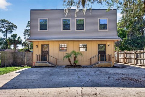 Propiedad comercial en venta en Holly Hill, Florida, 4 dormitorios, 199.18 m2 № 2419190 - foto 5