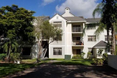 Condo in Coral Springs, Florida, 2 bedrooms  № 2027374 - photo 22