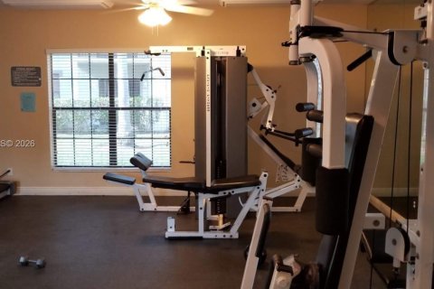 Condo in Coral Springs, Florida, 2 bedrooms  № 2027374 - photo 18