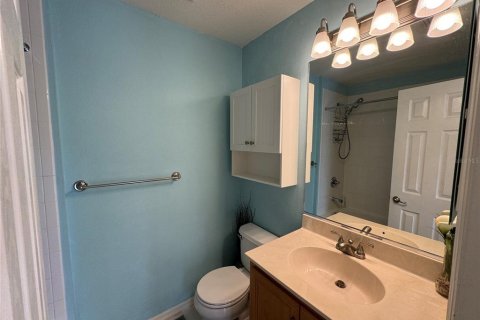 Copropriété à vendre à Lakewood Ranch, Floride: 2 chambres, 98.85 m2 № 1005953 - photo 17