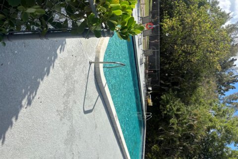 Condo in Coral Springs, Florida, 2 bedrooms № 2169883 - photo 3