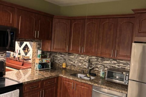 Condo in Coral Springs, Florida, 2 bedrooms № 2169883 - photo 7