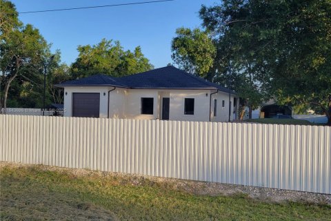 House in Clewiston, Florida 3 bedrooms, 153.29 sq.m. № 1850495 - photo 15