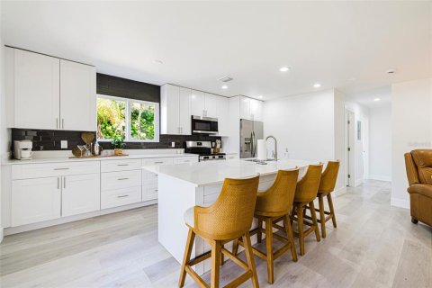 Copropriété à vendre à Sanibel, Floride: 2 chambres, 83.8 m2 № 2396091 - photo 9