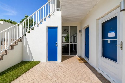 Copropriété à vendre à Sanibel, Floride: 2 chambres, 83.8 m2 № 2396091 - photo 3