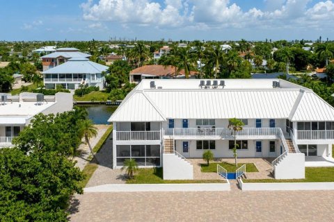 Copropriété à vendre à Sanibel, Floride: 2 chambres, 83.8 m2 № 2396091 - photo 26