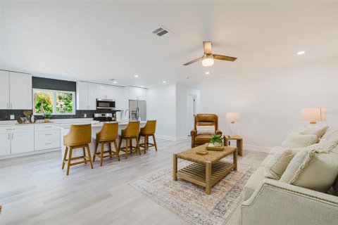 Copropriété à vendre à Sanibel, Floride: 2 chambres, 83.8 m2 № 2396091 - photo 8