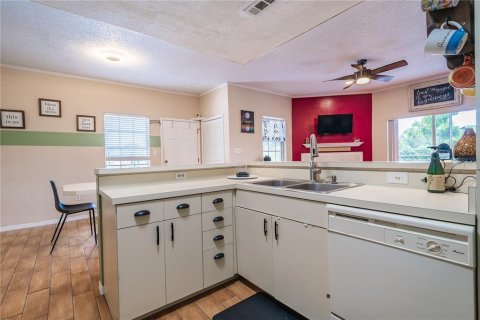 Condo in Tampa, Florida, 3 bedrooms  № 1847218 - photo 5