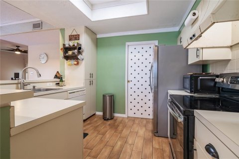 Condo in Tampa, Florida, 3 bedrooms  № 1847218 - photo 8
