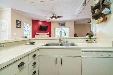 Condo in Tampa, Florida, 3 bedrooms  № 1847218 - photo 10