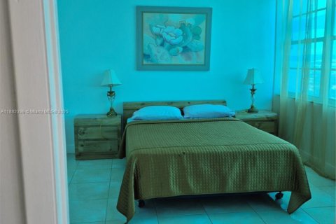 Condo in Aventura, Florida, 2 bedrooms  № 1928476 - photo 26