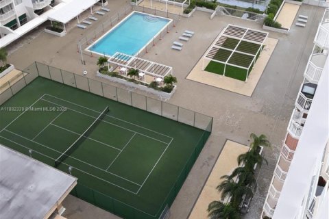 Condo in Aventura, Florida, 2 bedrooms  № 1928476 - photo 5