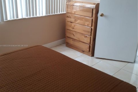 Condo in Aventura, Florida, 2 bedrooms  № 1928476 - photo 18