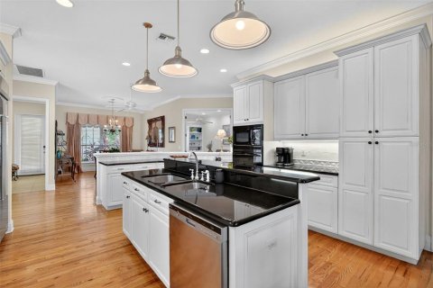 Casa en venta en Mount Dora, Florida, 4 dormitorios, 312.52 m2 № 1915466 - foto 24