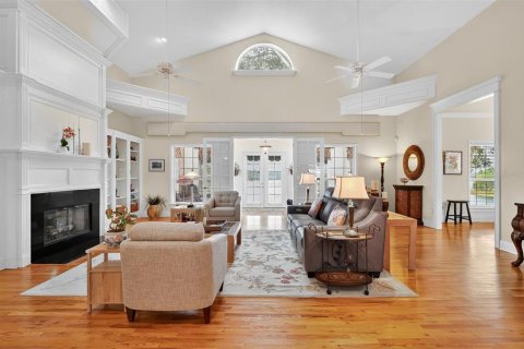 Casa en venta en Mount Dora, Florida, 4 dormitorios, 312.52 m2 № 1915466 - foto 17