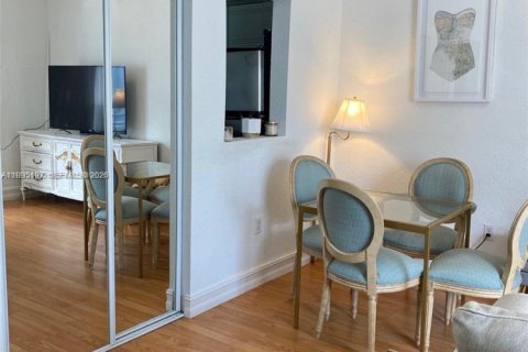 Estudio en Miami Beach, Florida № 2062686