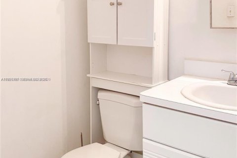 Apartamento en alquiler en Miami Beach, Florida, 40.04 m2 № 2062686 - foto 8