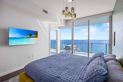 Condo in Fort Lauderdale, Florida, 2 bedrooms № 2420829 - photo 24