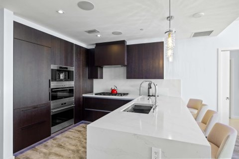 Condo in Fort Lauderdale, Florida, 2 bedrooms № 2420829 - photo 9