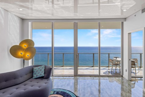 Condo in Fort Lauderdale, Florida, 2 bedrooms № 2420829 - photo 4