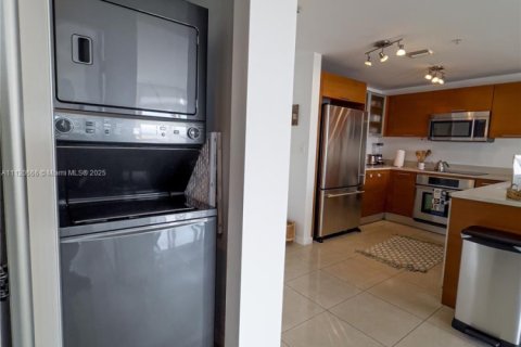 Copropriété à louer à Miami, Floride: 1 chambre, 67.45 m2 № 1938106 - photo 8