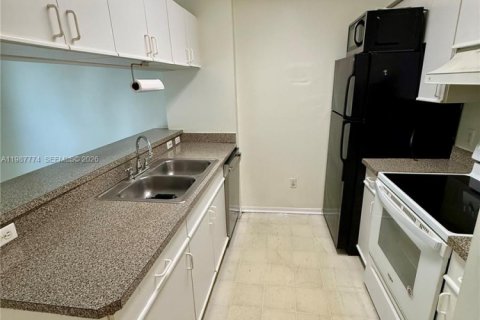 Снять в аренду квартиру в Холливуд, Флорида 1 спальня, 49.89м2, № 2048986 - фото 7