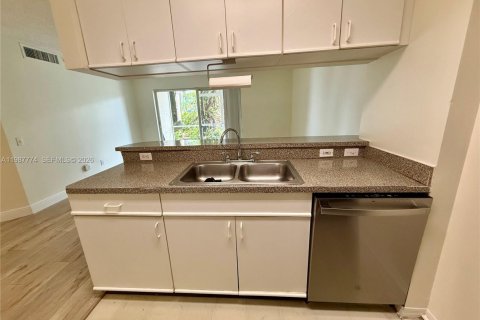 Снять в аренду квартиру в Холливуд, Флорида 1 спальня, 49.89м2, № 2048986 - фото 8