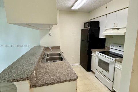 Снять в аренду квартиру в Холливуд, Флорида 1 спальня, 49.89м2, № 2048986 - фото 6