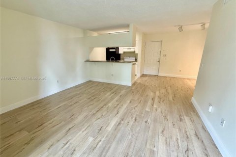 Снять в аренду квартиру в Холливуд, Флорида 1 спальня, 49.89м2, № 2048986 - фото 2