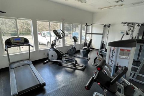 Condominio en alquiler en Gainesville, Florida, 1 dormitorio, 109.35 m2 № 2135444 - foto 13