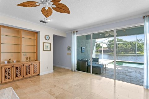 Villa ou maison à vendre à Tampa, Floride: 5 chambres, 384.99 m2 № 1661879 - photo 12