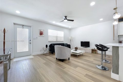 Copropriété à vendre à Delray Beach, Floride: 1 chambre, 66.89 m2 № 1982327 - photo 6