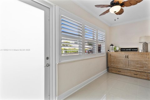 Copropriété à vendre à Hallandale Beach, Floride: 2 chambres, 99.78 m2 № 1881494 - photo 17