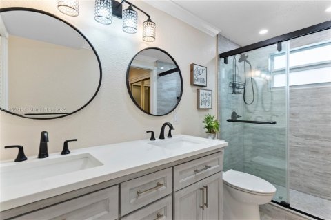 Copropriété à vendre à Hallandale Beach, Floride: 2 chambres, 99.78 m2 № 1881494 - photo 14