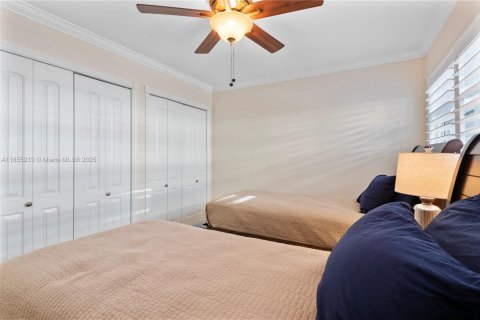 Copropriété à vendre à Hallandale Beach, Floride: 2 chambres, 99.78 m2 № 1881494 - photo 20