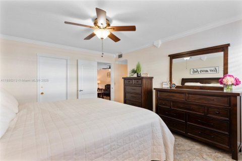 Copropriété à vendre à Hallandale Beach, Floride: 2 chambres, 99.78 m2 № 1881494 - photo 12