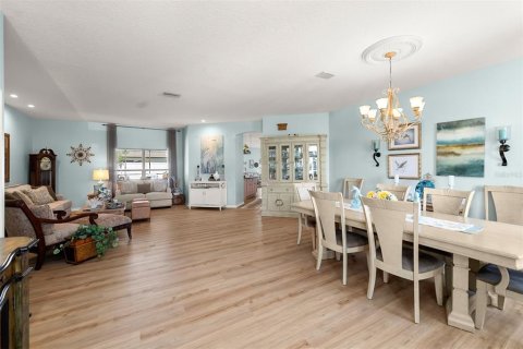 House in Palm Coast, Florida 3 bedrooms, 219.62 sq.m. № 1510036 - photo 5