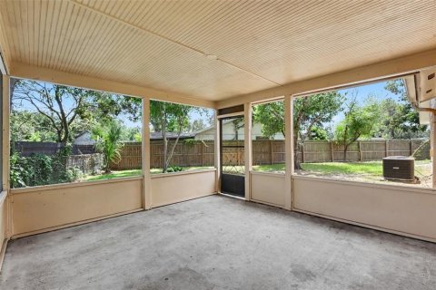 Купить виллу или дом в Брэндон, Флорида 5 комнат, 121.52м2, № 2324620 - фото 13