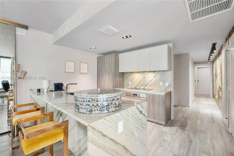 Купить кондоминиум в Майами, Флорида 3 спальни, 127.09м2, № 2257013 - фото 16