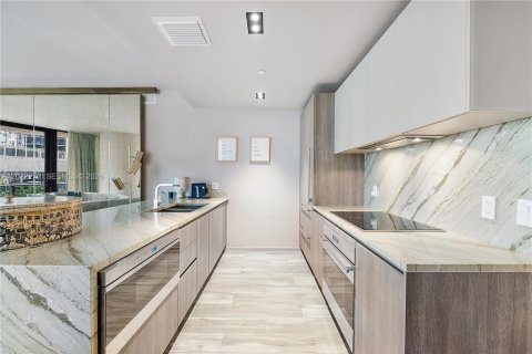 Купить кондоминиум в Майами, Флорида 3 спальни, 127.09м2, № 2257013 - фото 15