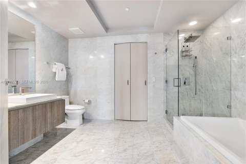 Купить кондоминиум в Майами, Флорида 3 спальни, 127.09м2, № 2257013 - фото 3